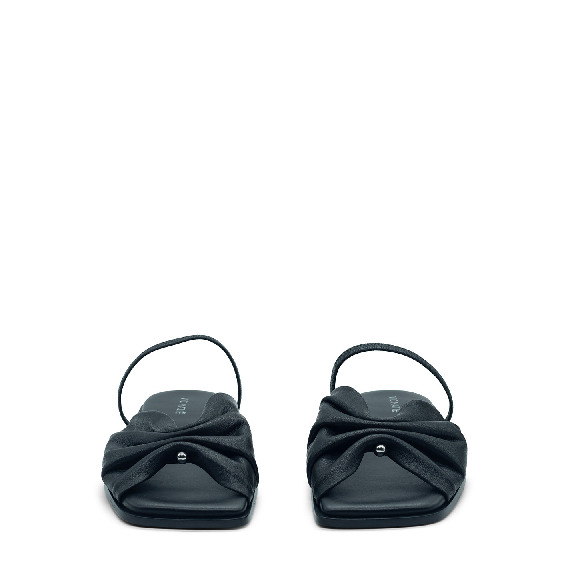 Square open  black piercing sandal